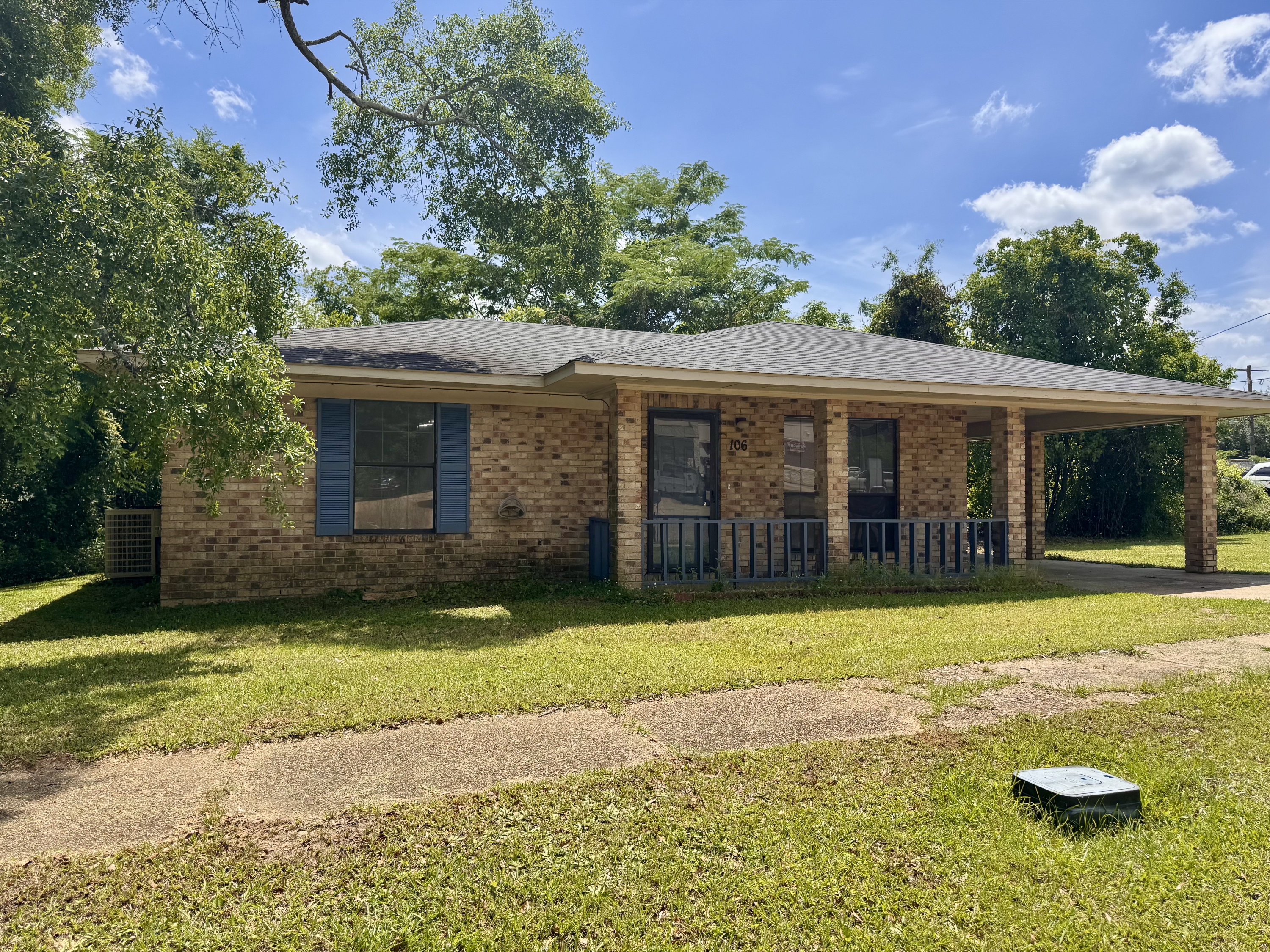 106 Conway Street